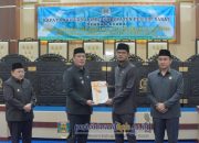 Bupati Pesibar Sampaikan Nota Penjelasan Empat Ranperda Usulan Kepala Daerah