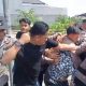 Warga Mengaku Dipukul Oknum Polisi Saat Eksekusi Rumah di Sukarame