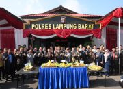 Bupati dan Wakil Bupati Lampung Barat Hadiri Upacara HUT Bhayangkara ke-80