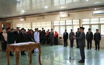 Bupati Parosil, Lantik 20 Pejabat Sterategis Ini Daftar Namanya